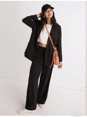Madewell Drapeweave Caldwell Double-Breasted Blazer in True Black